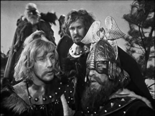 Ronald Rich as Gunner the Giant in the background with the eye patch.
